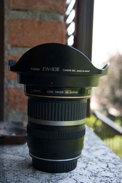 Canon 10 22 efs front.jpg