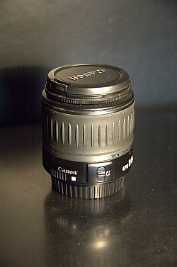 canon_18-55_piccola_128.jpg