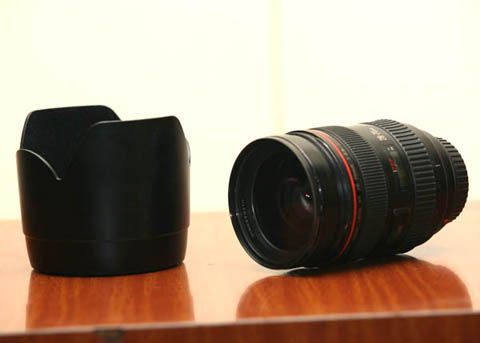 Canon 28-70 lente angolare web ridotto.jpg