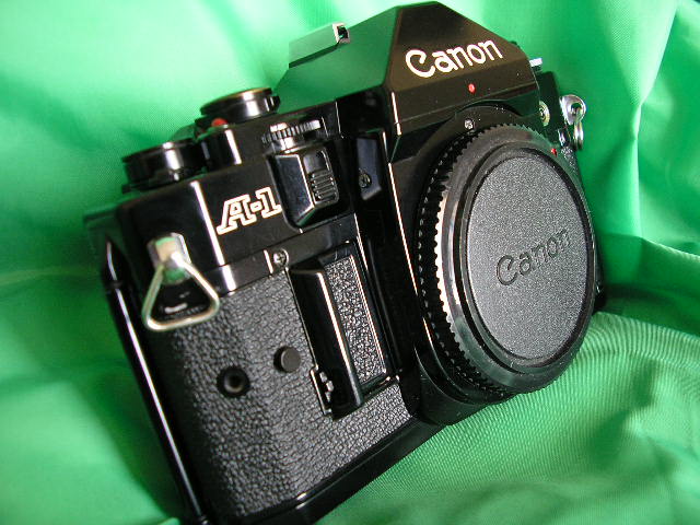 Canon A1 (1).JPG