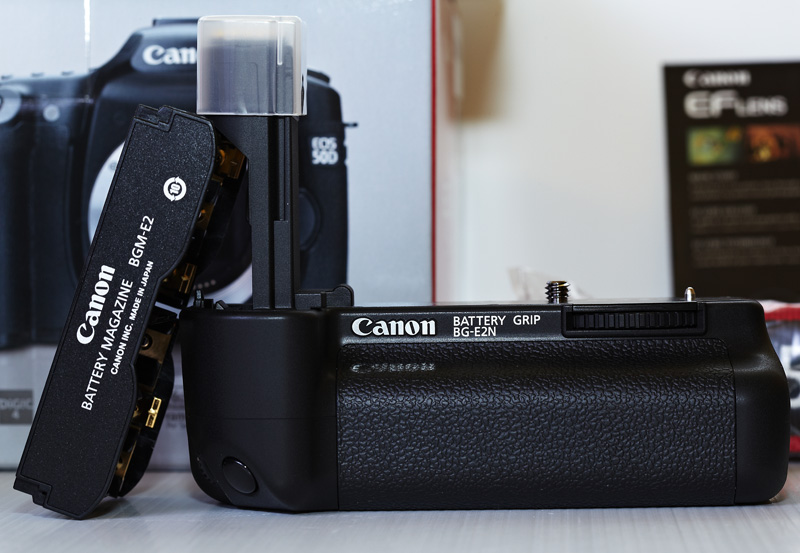 Canon BG-E2N.jpg