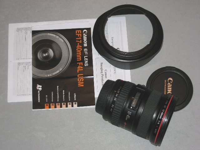 Canon_EF_17-40_L_2_small.jpg