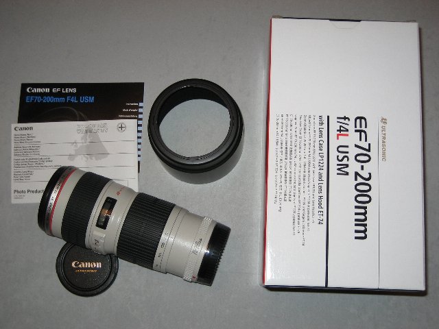 Canon_EF_70-200_L_1_small.jpg