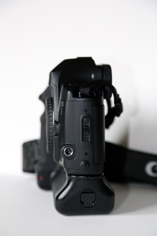 Canon Eos 3+PB-E2 (4).jpg