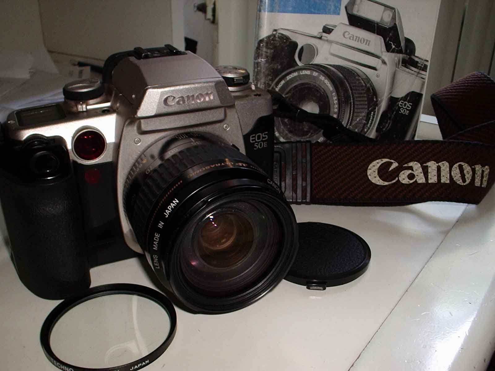 canon eos 50E.jpg
