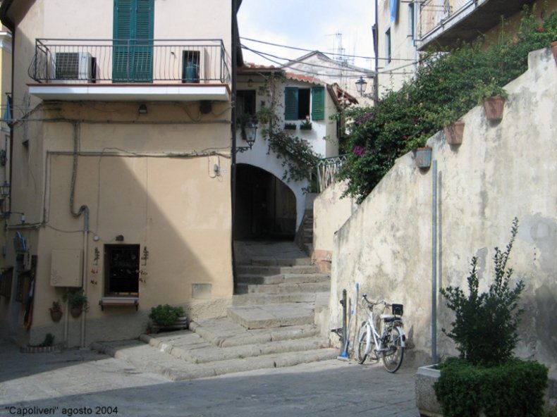 capoliveri Isola d'Elba agosto 2004.jpg
