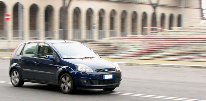 car1.jpg