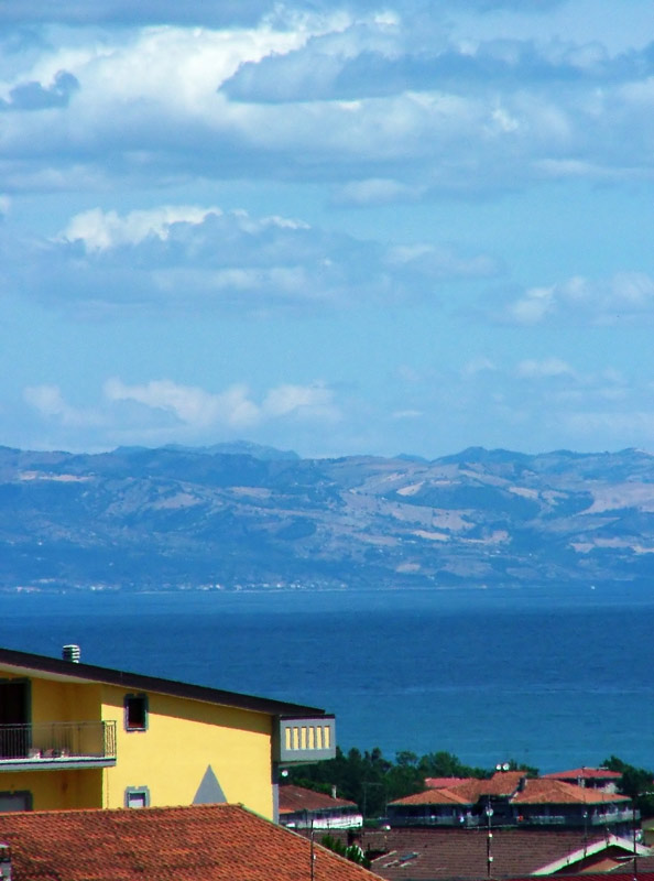 casa-gialla.jpg