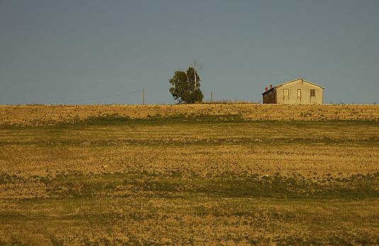casa_collina_tagl.JPG
