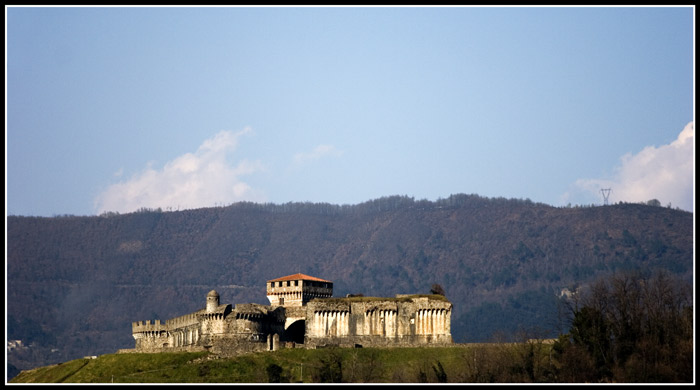 Castello-Dei-Malaspina.jpg