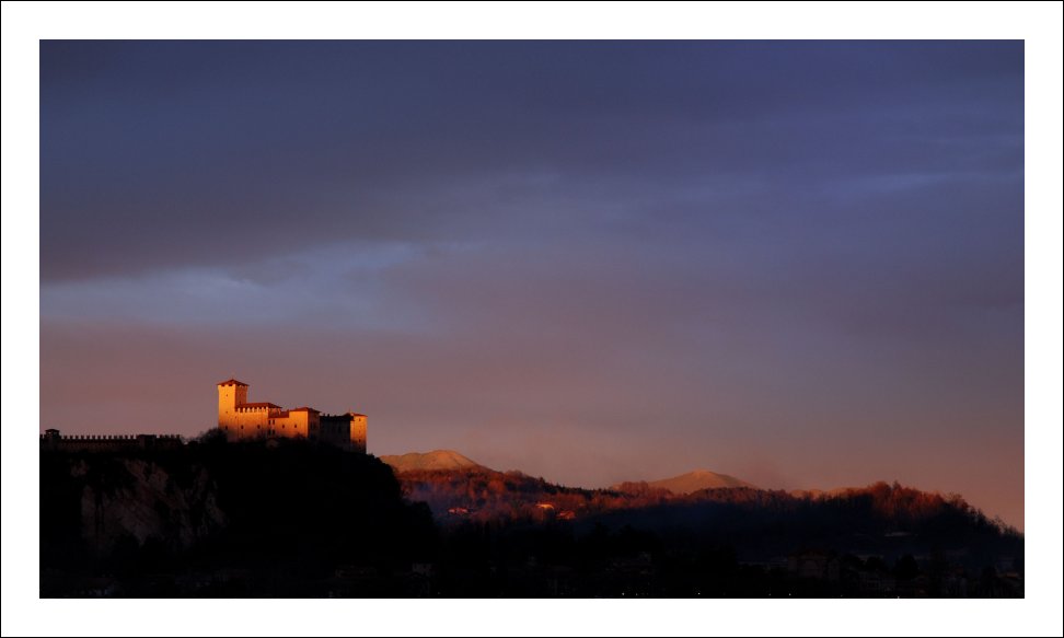 castello Besozzo inviare.jpg