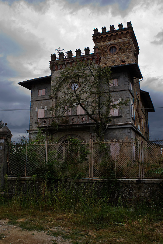 castello_fantasma_02.jpg