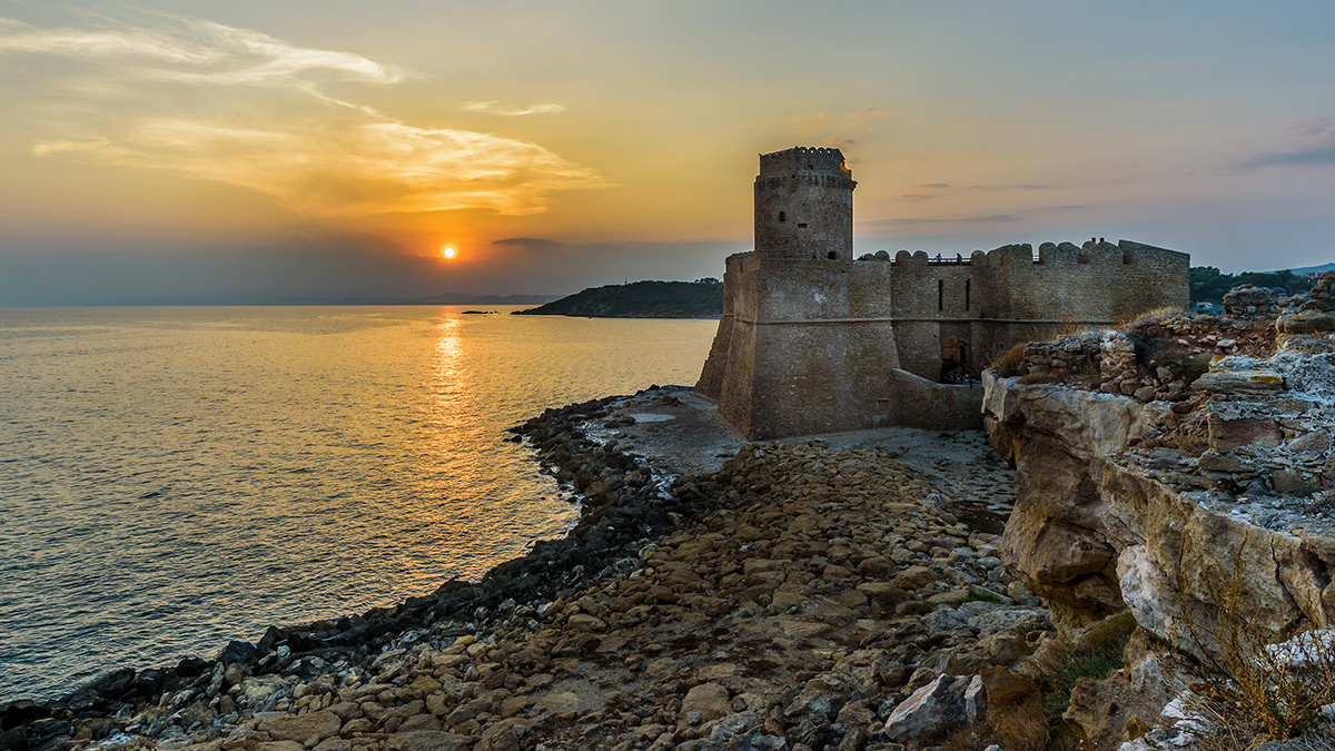castelloaragonese2.jpg