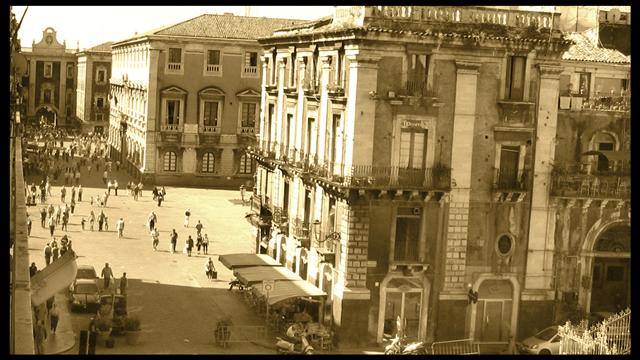 CATANIA 2005 031bn (Small).jpg