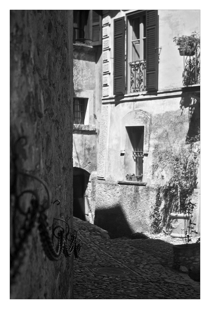 catena small.jpg