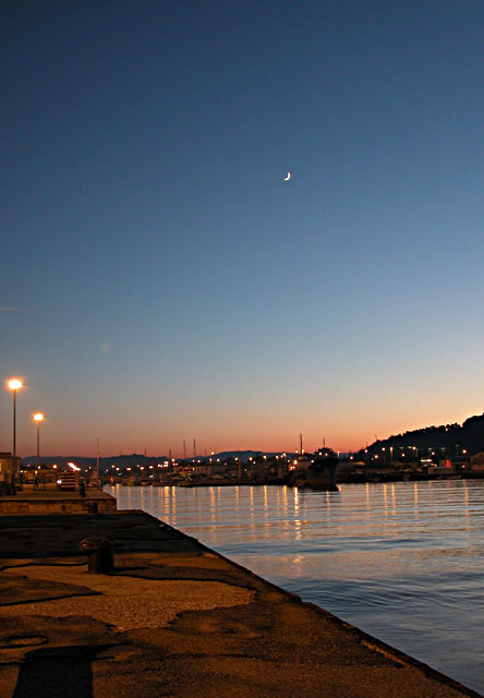 Ch20-1084.jpg