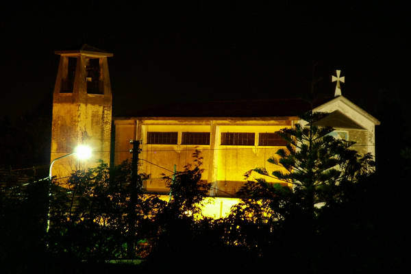 Chiesa San Cesareo Notturna.jpg