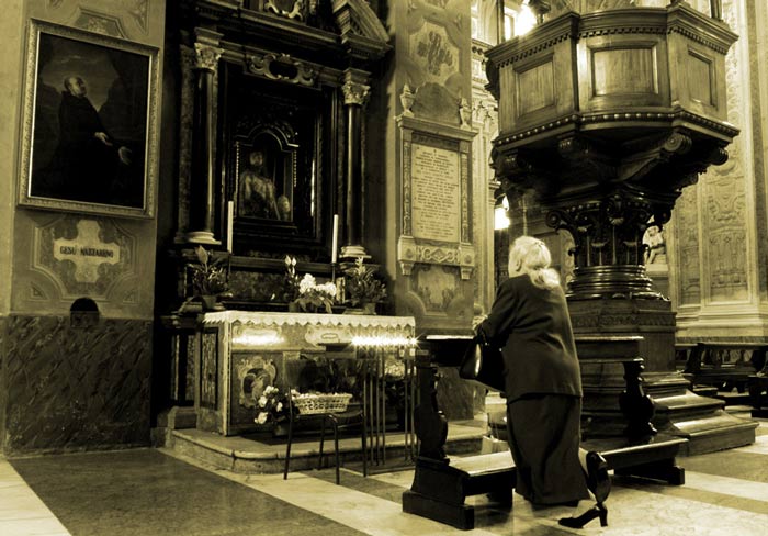 Church-2-seppia.jpg