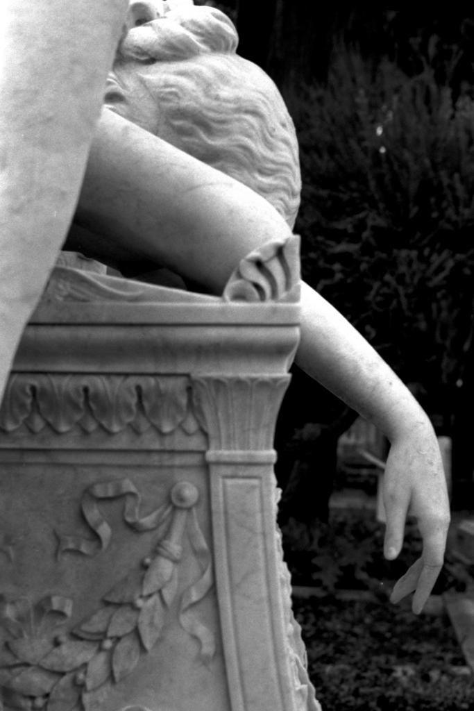 Cimitero-acattolico_00053 .JPG