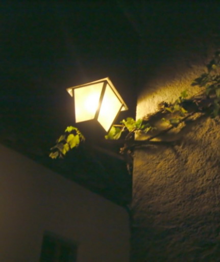 copia lampada_954.jpg