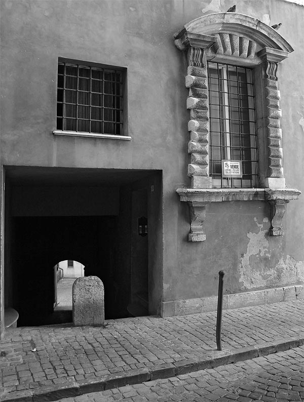 corrispondenze-di-forme-b&n.jpg