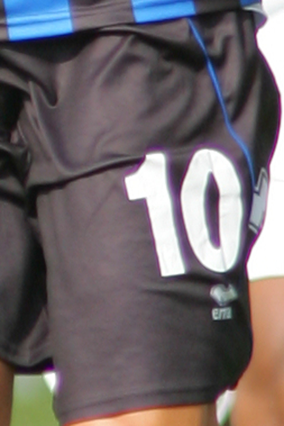 crop01.jpg