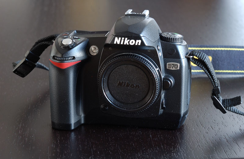 D-70-FRONT-s.jpg