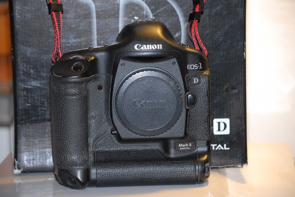 D1MKII.JPG