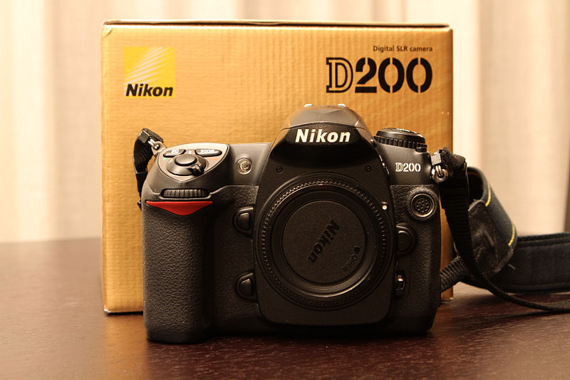 D200-2s.jpg