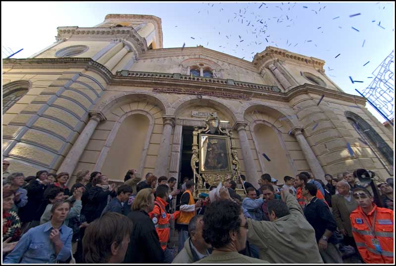 d2002.jpg
