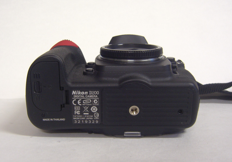 D200 E.JPG