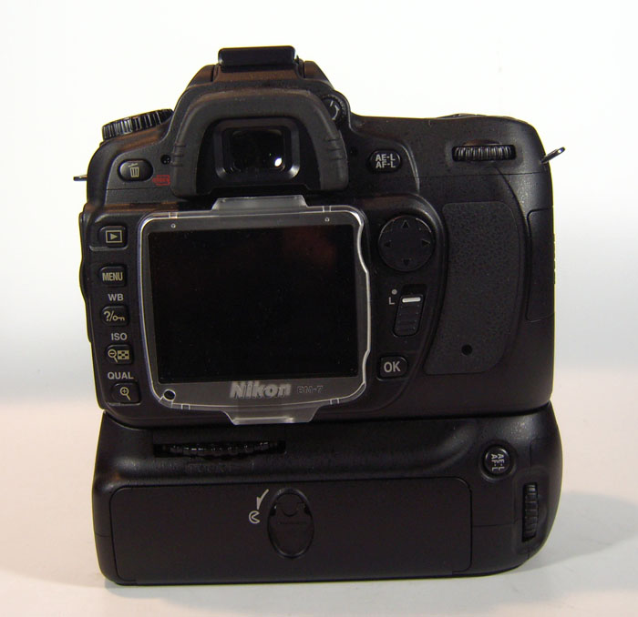 D80MB C.JPG