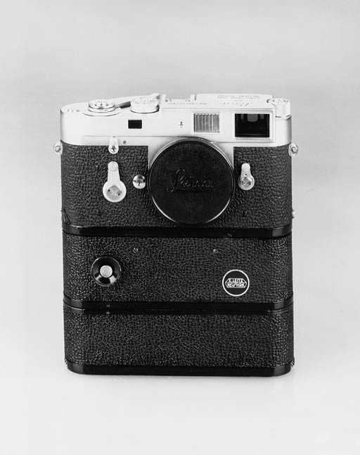 d952738x.jpg