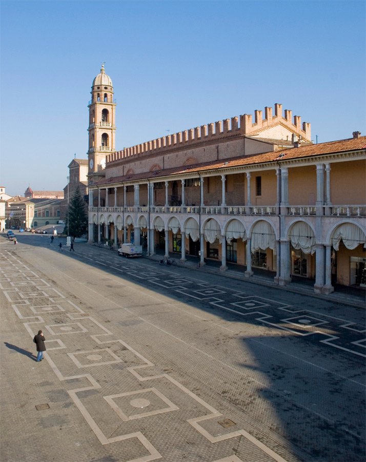 Dalla-finestra-del-mio-ex-ufficio_2.jpg