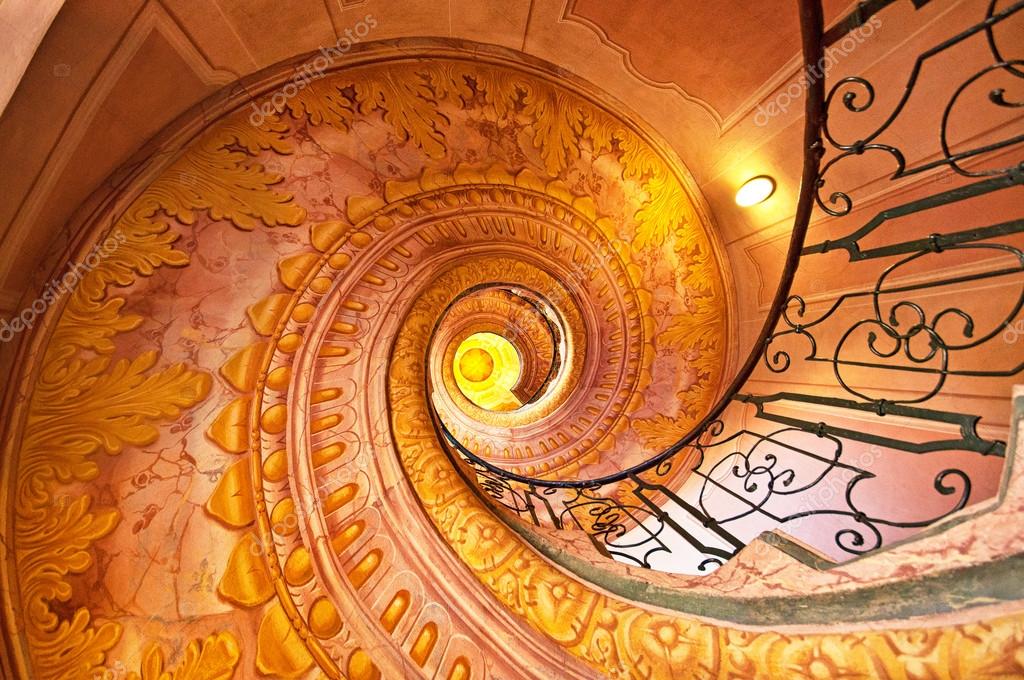 depositphotos_94475496-stock-photo-melk-abbey-imperial-stairs.jpg