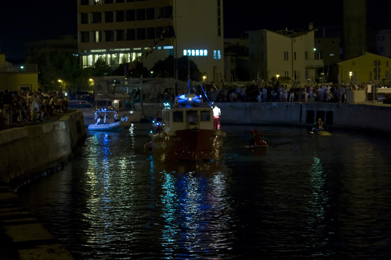 di notte al porto canale 5.jpg