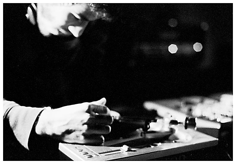 dj.jpg