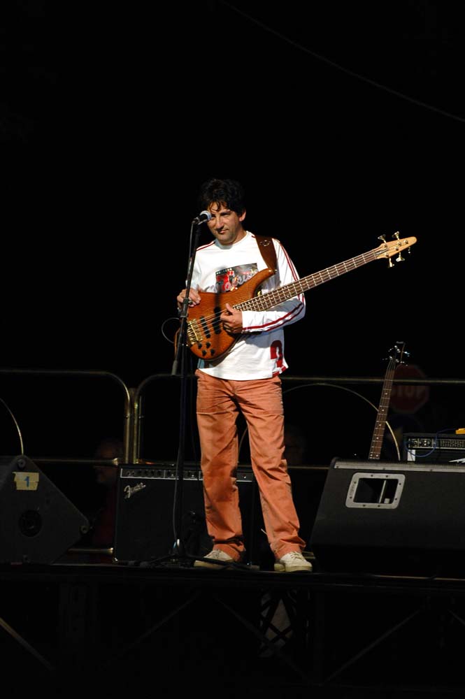 DON BACKI 4.jpg