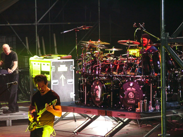 dream-theater1.jpg