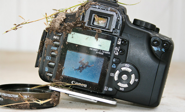 dropped-canon.jpg