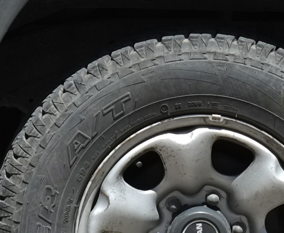 DSCF2086crop.jpg