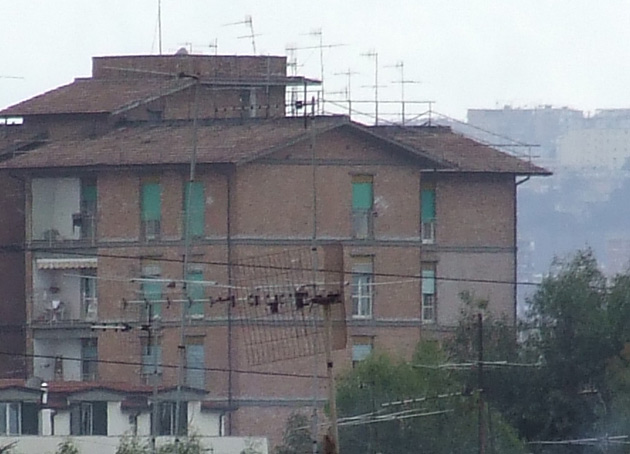 DSCF3498-crop.jpg