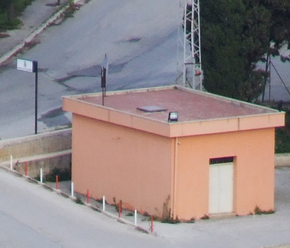 DSCF5275-crop1.jpg