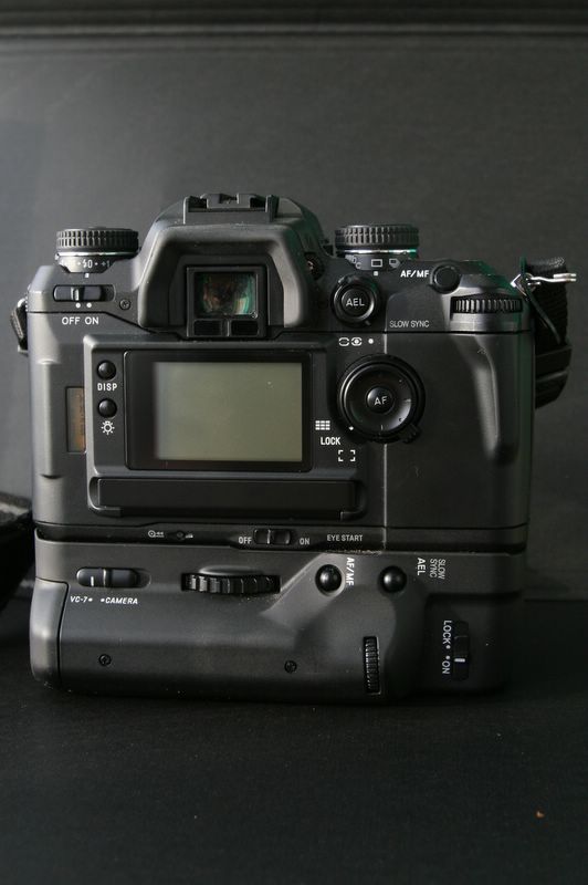 Dynax7-3.JPG