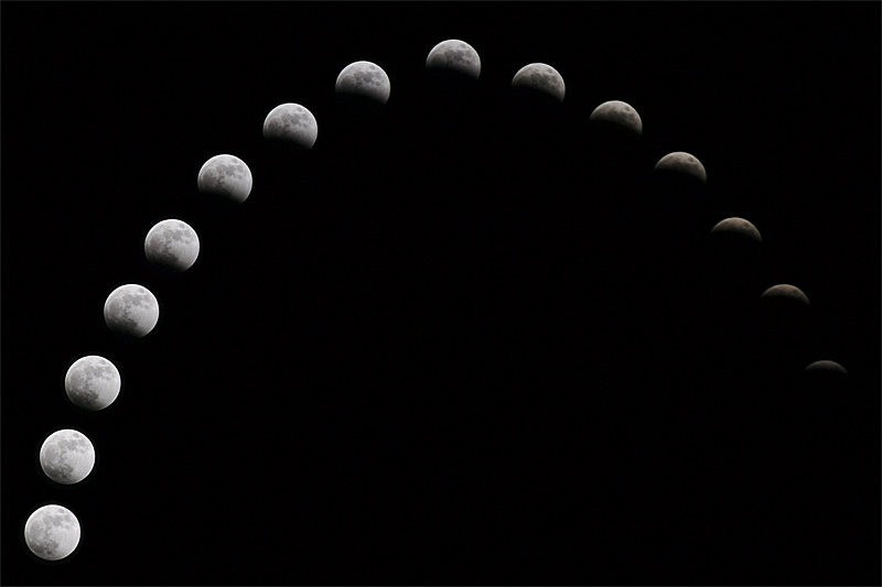Eclisse_Luna_03marz02007_v2.jpg