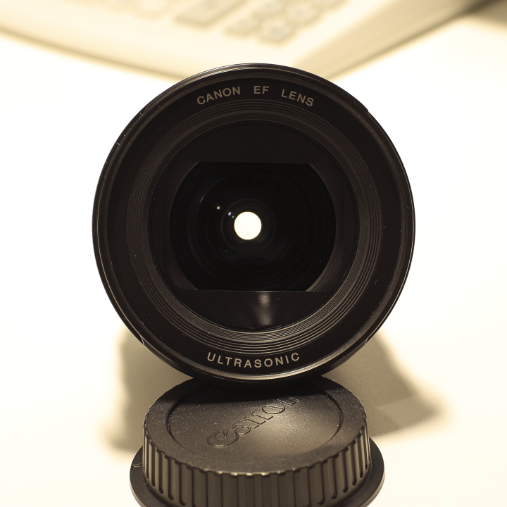 EF_20-35_3.JPG
