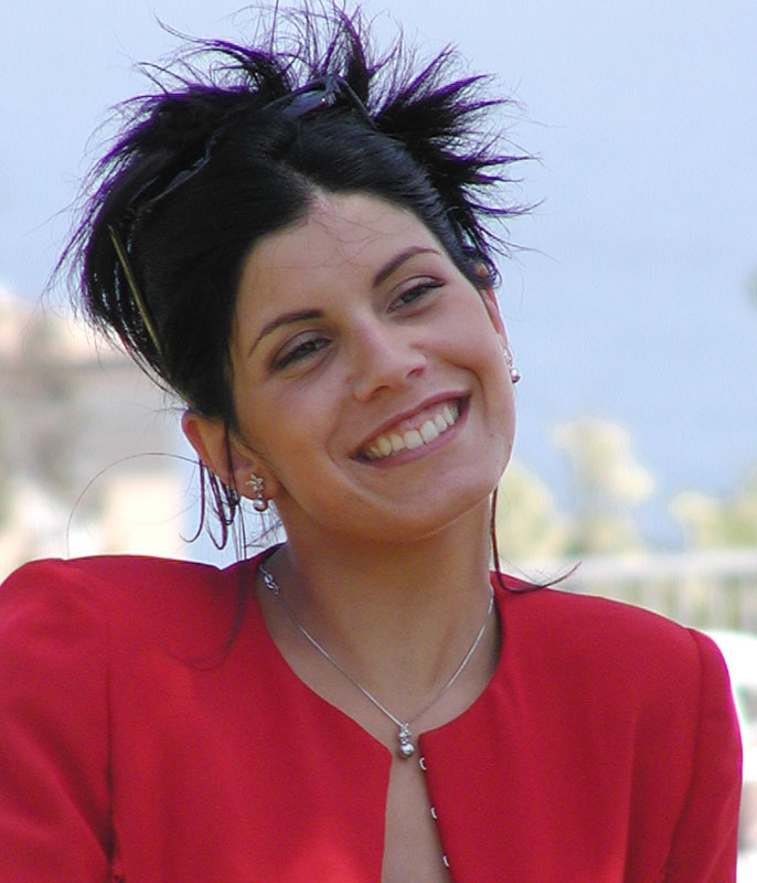 elisa2Web.jpg