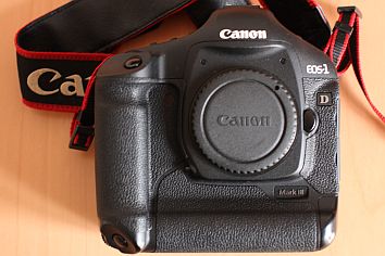eos1dIII.jpg