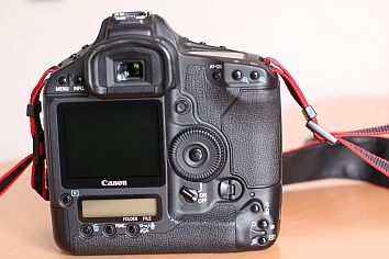eos1dIII (3).jpg