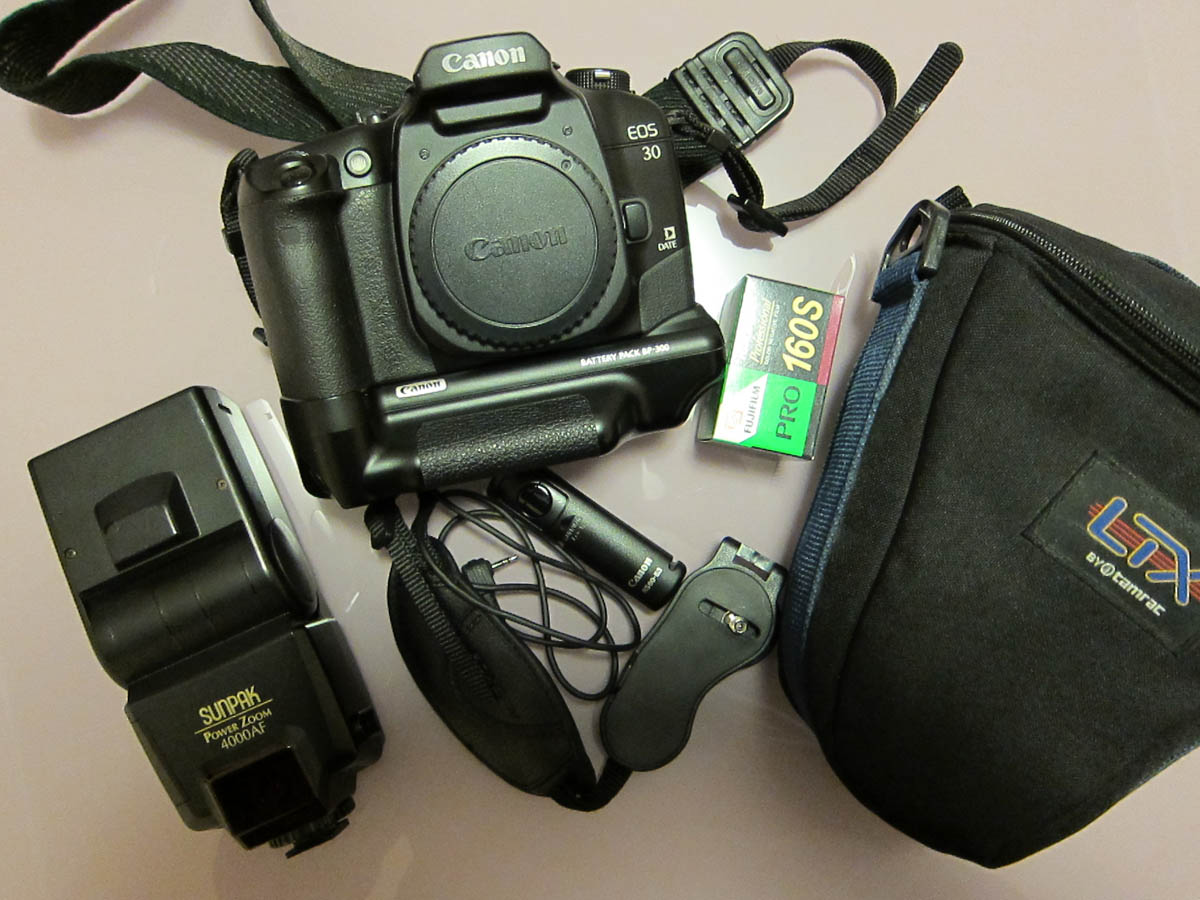 EOS30.jpg